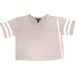 Forever 21 grey and white tee